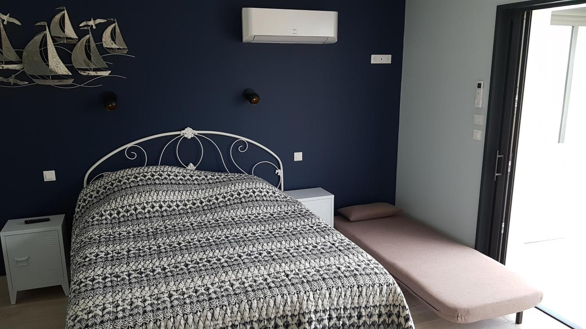 Alolival Bed & Breakfast Sablonceaux Bilik gambar